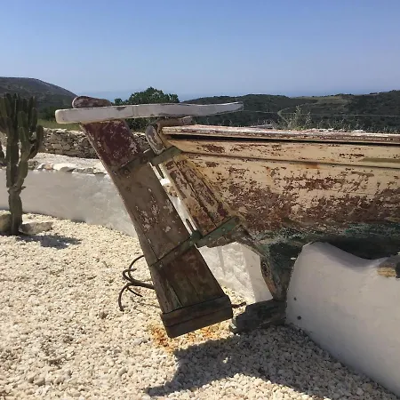 Inviting 1-bed Cabin Near To Aliki *